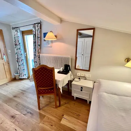 Haus Schrofenstein Lech am Arlberg