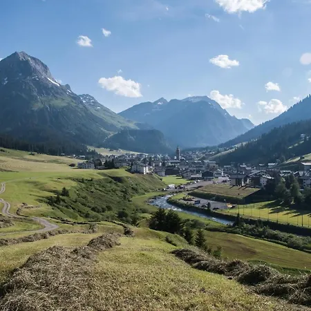 Haus Schrofenstein Oda ve Kahvaltı