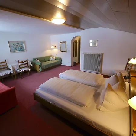 Haus Schrofenstein Lech am Arlberg